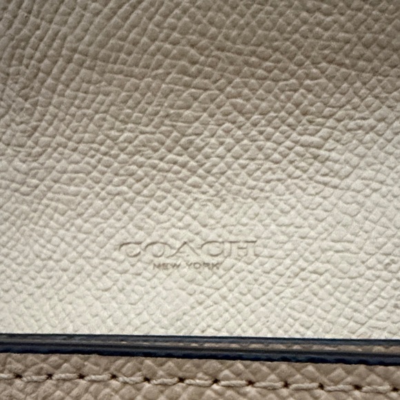 Coach Beige Leather Women's Wallet - Picture 4 of 8